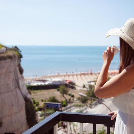 Incanto Di Luna B&B Family Rooms Vieste Ngoại thất bức ảnh