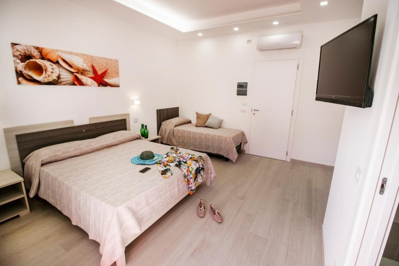 Incanto Di Luna B&B Family Rooms Vieste Ngoại thất bức ảnh