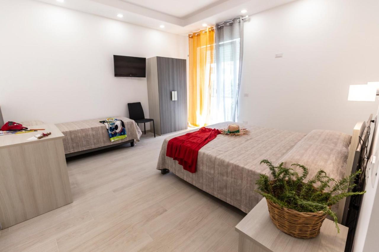 Incanto Di Luna B&B Family Rooms Vieste Ngoại thất bức ảnh