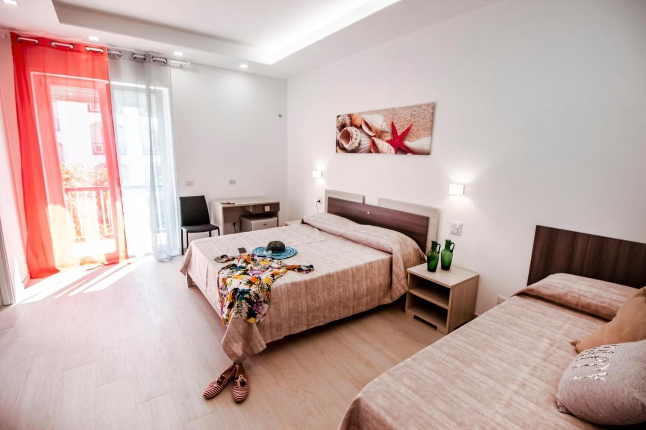 Incanto Di Luna B&B Family Rooms Vieste Ngoại thất bức ảnh